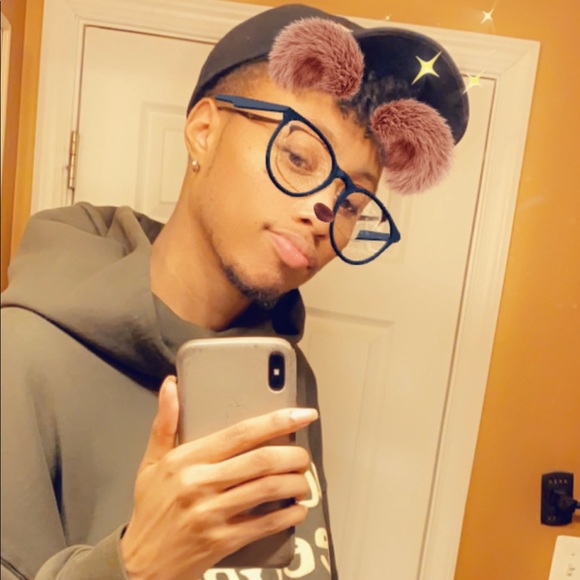 Meet your Posher, Oshay - Picture 16 of 16